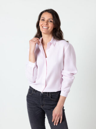 Chemisier femme en laine rose pastel par la marque MAISON SOLFIN MAISON SOLFIN - Chemisier femme en laine rose pastel