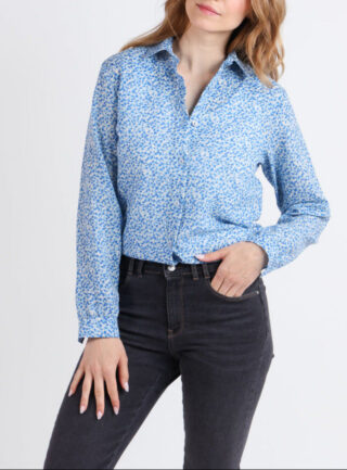 Chemisier femme manches longues en laine bleu par la marque MAISON SOLFIN MAISON SOLFIN - Chemisier femme manches longues en laine bleu