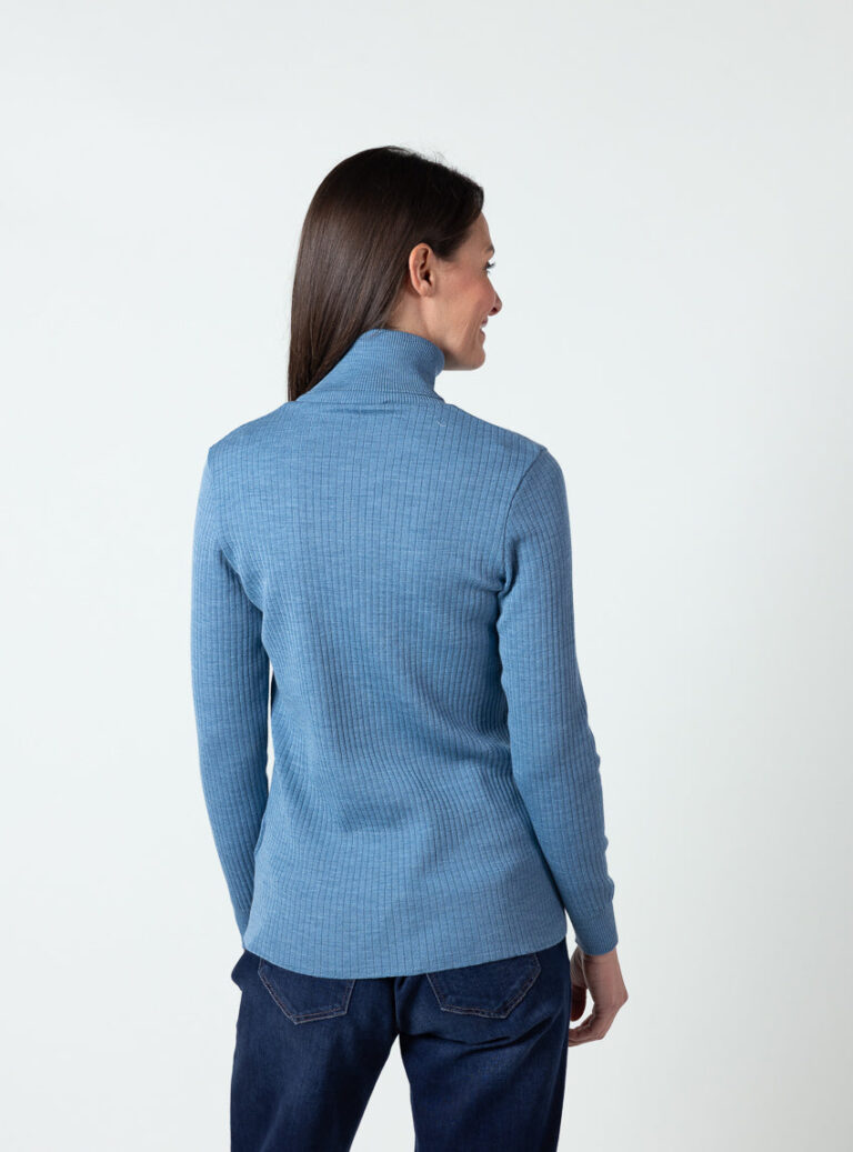 Maison Solfin - Pull femme col roulé en laine mérinos bleu nordique – 5
