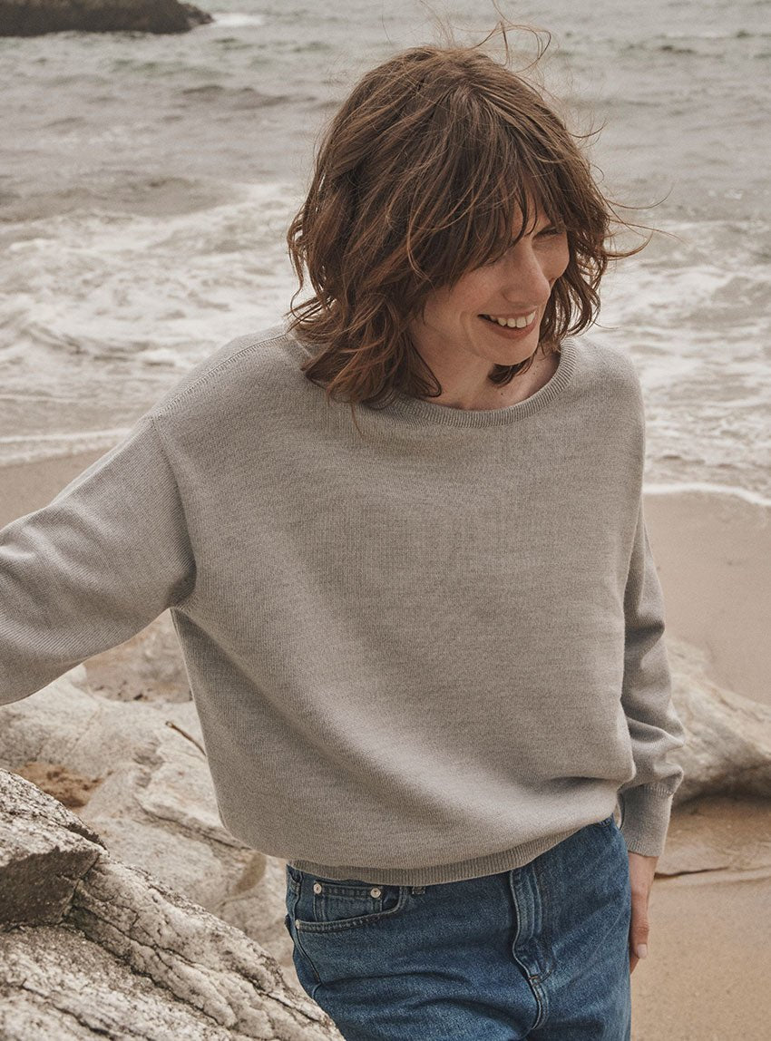 7465 GRS 36 pull agathe gris souris LAFRANÇAISE Mailles in France - Pull col rond oversize gris Agathe – L