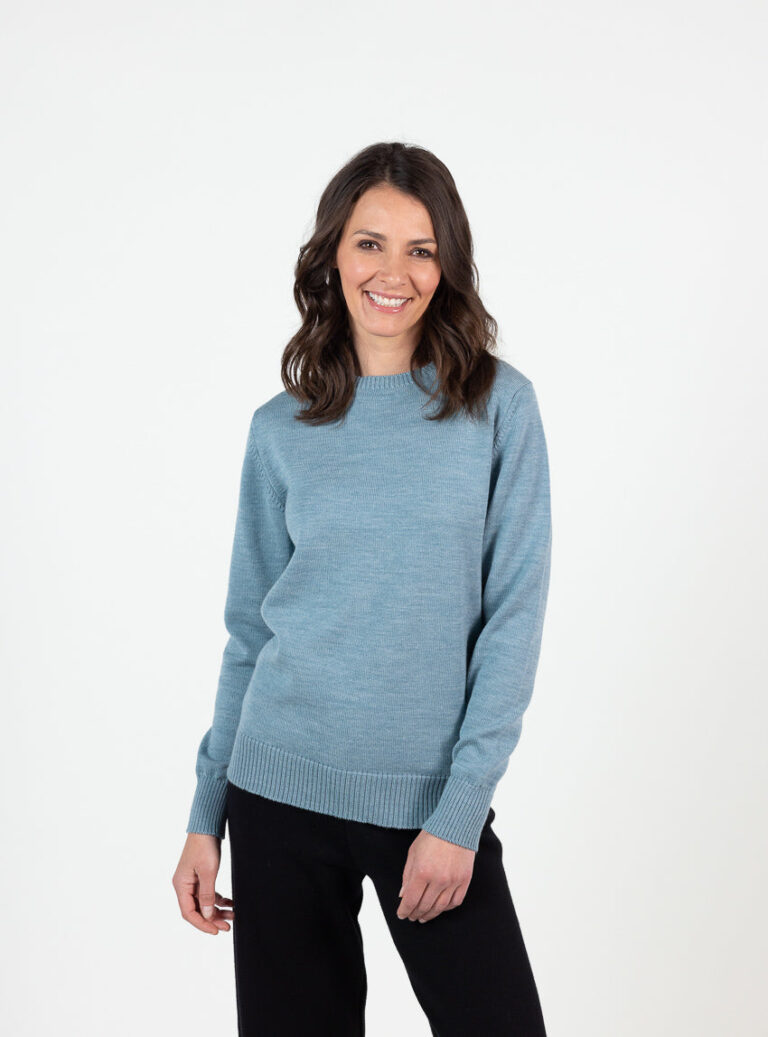 762 vert givre 7551 bleu marine 6 Maison Solfin - Pull épais femme en laine mérinos vert givre – 50