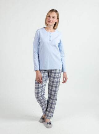 Pyjama femme en coton carreaux bleus par la marque MAISON SOLFIN MAISON SOLFIN - Pyjama femme en coton carreaux bleus