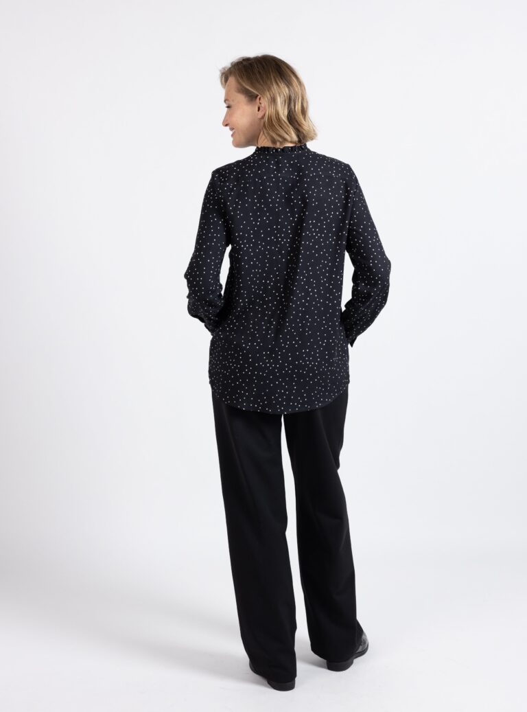 Maison Solfin - Chemisier femme noir en viscose avec volants – 52