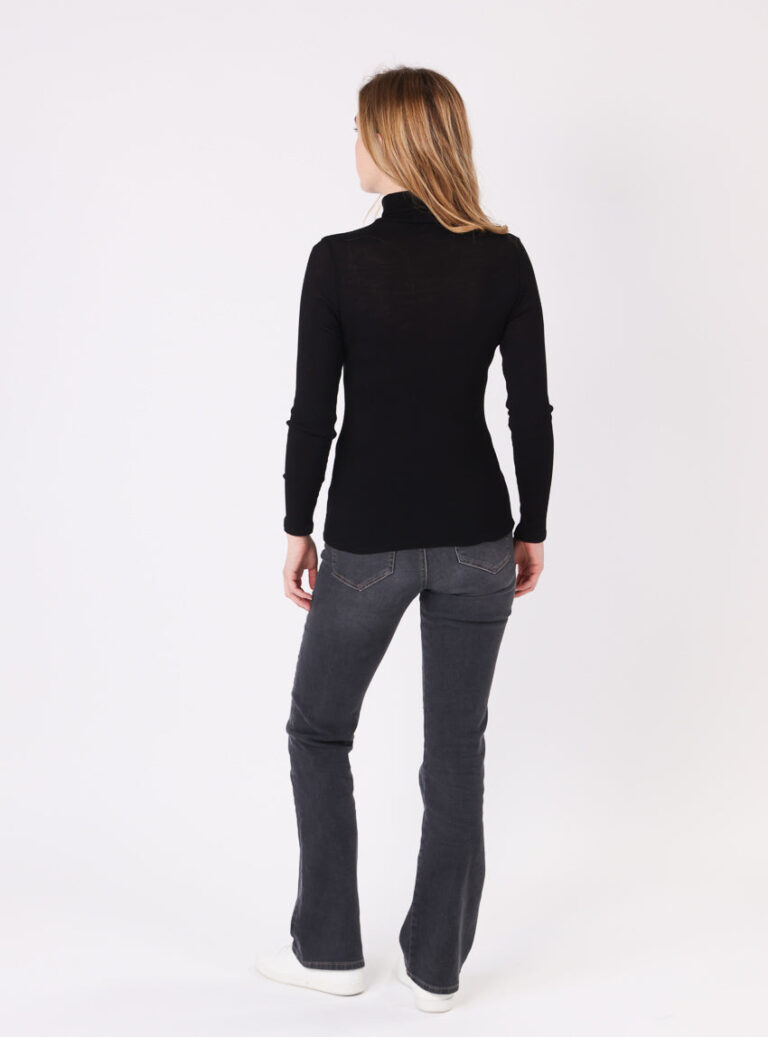 Maison Solfin - Pull chaussette col roulé laine et soie noir – 5