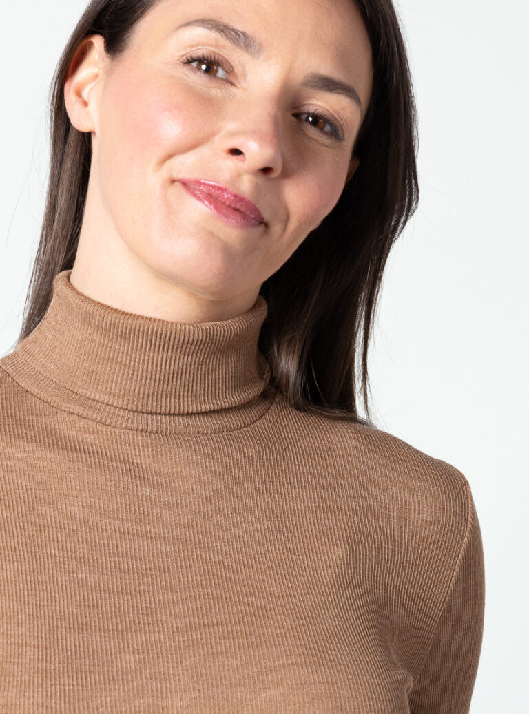 Maison Solfin - Pull chaussette femme col roulé laine mérinos et soie marron cuir – 5