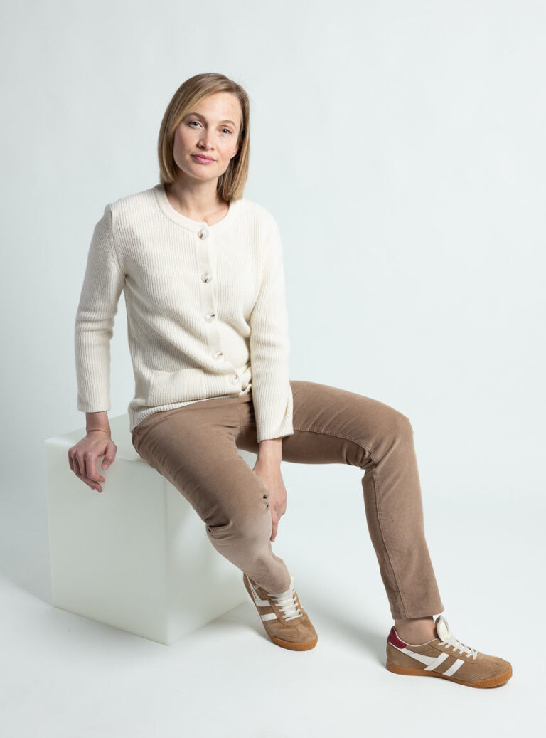 Maison Solfin - Cardigan femme en laine extrafine mérinos blanc naturel – 4