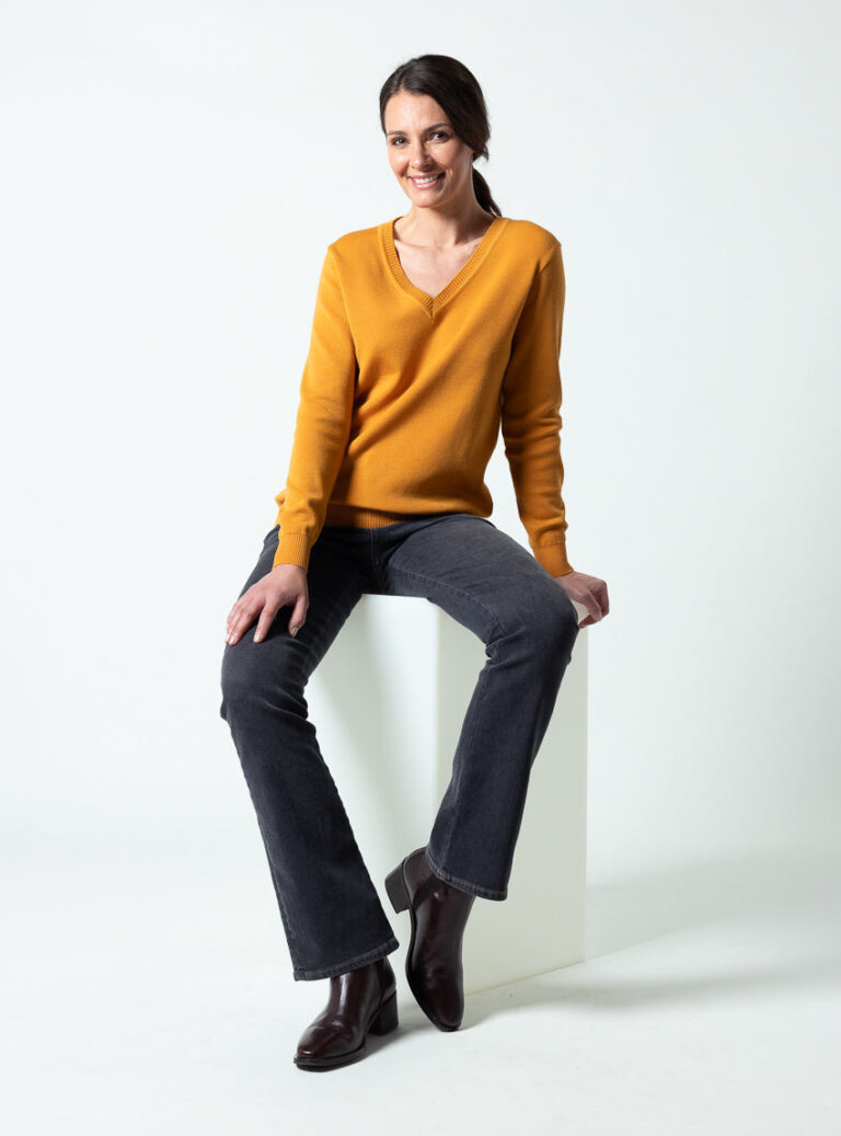 Maison Solfin - Pull femme col V en laine mérinos jaune miel – 50