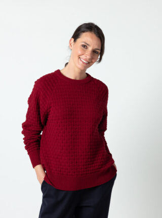 Pull femme en laine extrafine mérinos rouge auburn par la marque MAISON SOLFIN MAISON SOLFIN - Pull femme en laine extrafine mérinos rouge auburn