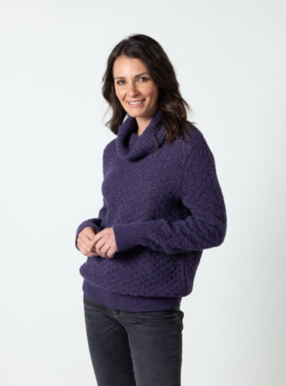 Pull femme alpaga et laine mérinos violet cassis par la marque MAISON SOLFIN MAISON SOLFIN - Pull femme alpaga et laine mérinos violet cassis