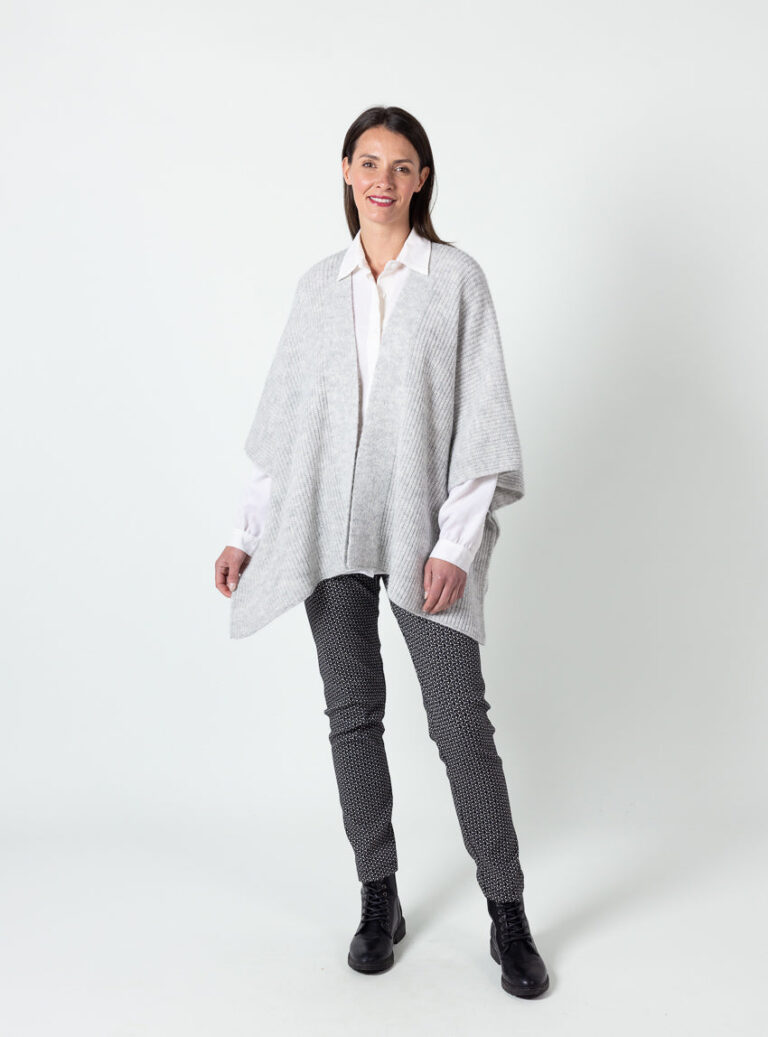 Maison Solfin - Cape femme laine merinos et alpaga gris pâle – U