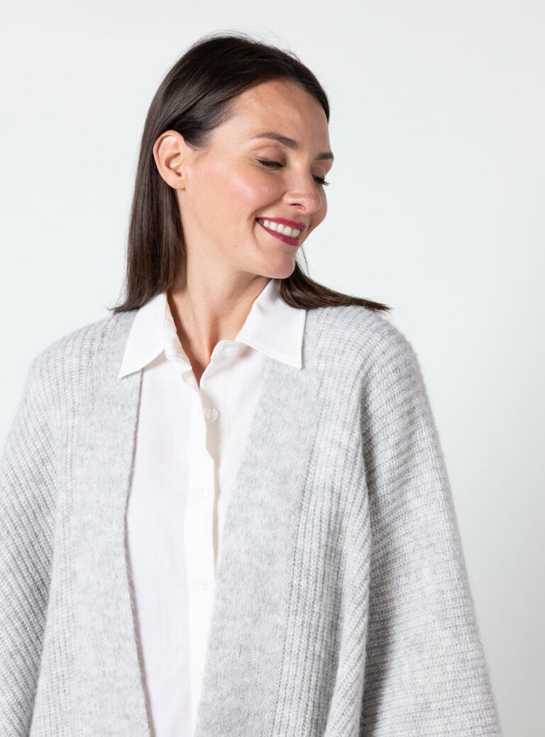 Maison Solfin - Cape femme laine merinos et alpaga gris pâle – U