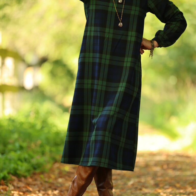 Quintessence - Robe Adélaïde — Tartan vert sapin – L