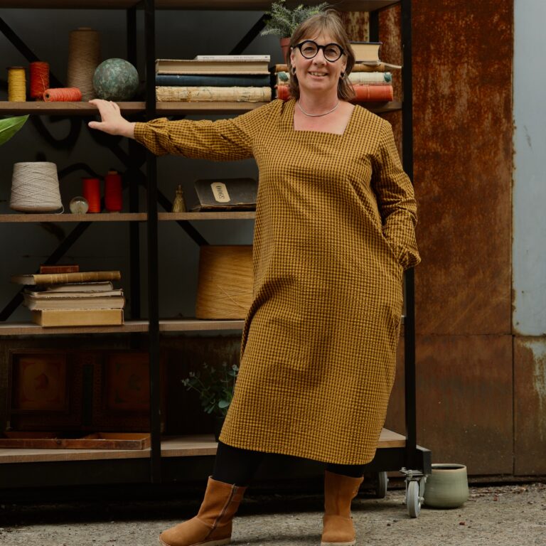 Quintessence - Robe Adélaïde — Seersucker vichy miel & chocolat – XXL