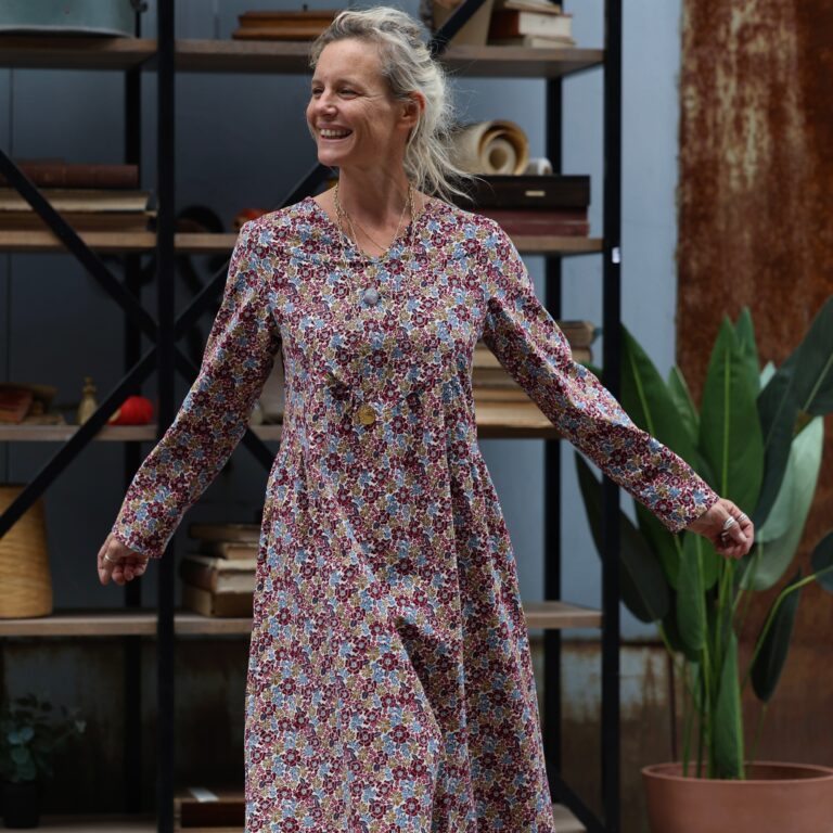 Quintessence - Robe Edmée — Velours milleraies Jardin d'opale – XXL