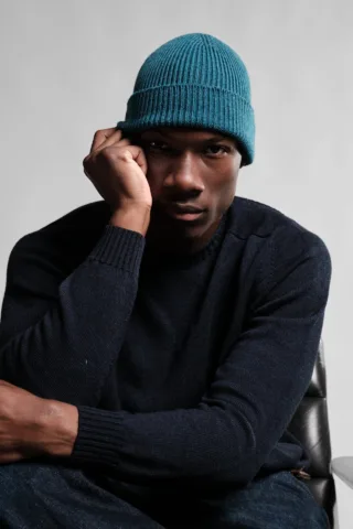 Bonnet Ara – Bleu Canard par la marque Nitto Knitwear Nitto Knitwear - Bonnet Ara – Bleu Canard