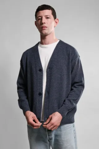 Cardigan Armen – Navy Mix par la marque Nitto Knitwear Nitto Knitwear - Cardigan Armen – Navy Mix
