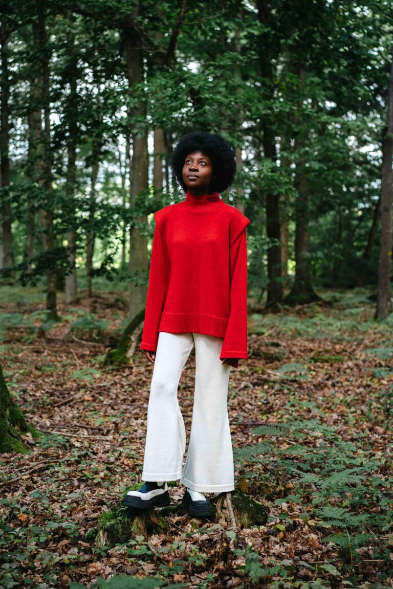 Divine Harmonie - Pull Col Montant Chakra Racine en Laine Mérinos – XL / Rouge