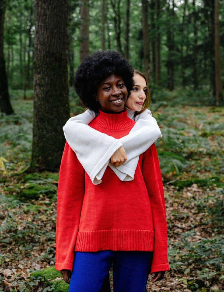 Divine Harmonie - Pull Col Montant Chakra Racine en Laine Mérinos – XL / Rouge