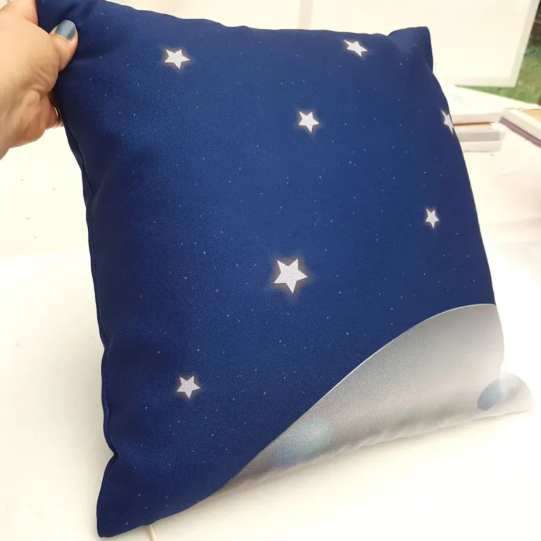 Atelier Baby’Sphère - Coussin personnalisé thème espace – Astronaute