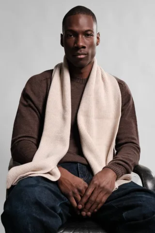 Echarpe Loris – Naturel par la marque Nitto Knitwear Nitto Knitwear - Echarpe Loris – Naturel