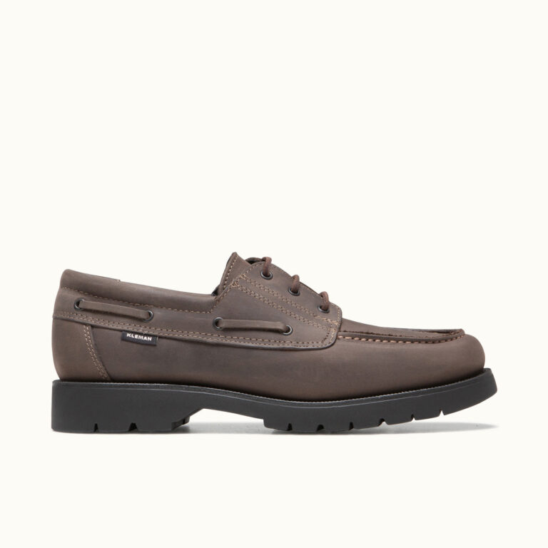 EMBRUNS2NSIOUX D0044A 58A 07 Kleman - EMBRUNS 2 N SIOUX CAFE – 46