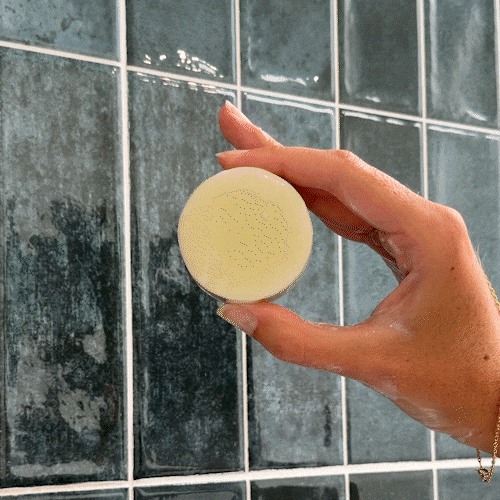 Comme Avant - Après-shampoing solide à l'huile de chanvre - Version 3 – Pain d'après-shampoing - 150g / Lait de Coco & Figue