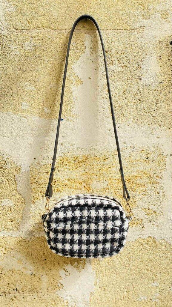 Maison Mallow - Sac à bandoulière Noir et Blanc Pied de Poule Constance – Chaîne en métal doré