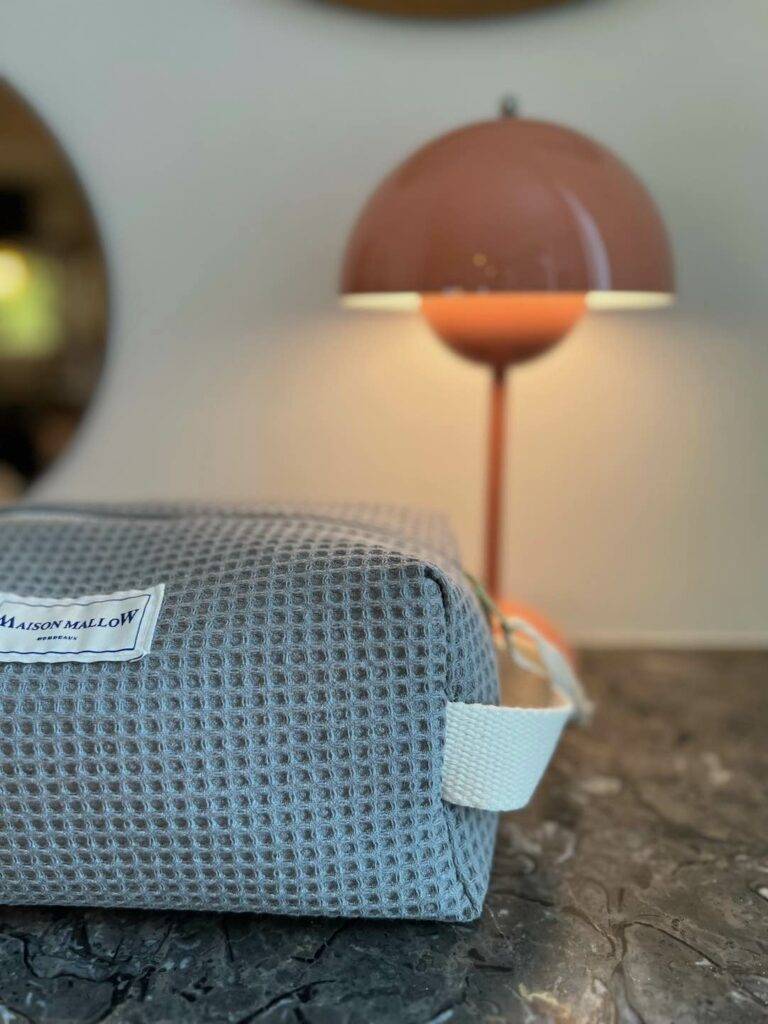 Maison Mallow - Trousse de Toilette Grise