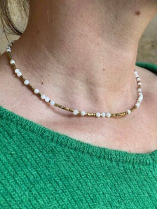 Collier Joey – nacre et hématite par la marque MAISON MALLOW MAISON MALLOW - Collier Joey – nacre et hématite