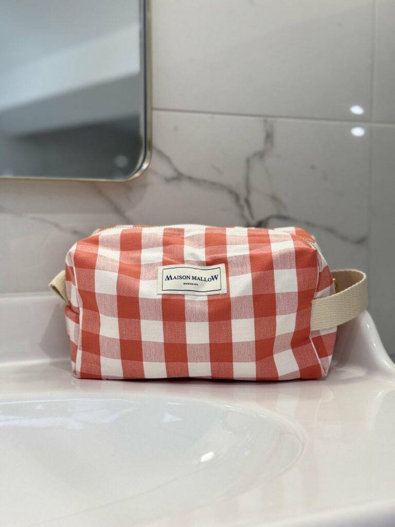 Maison Mallow - Trousse de Toilette à carreaux rouges