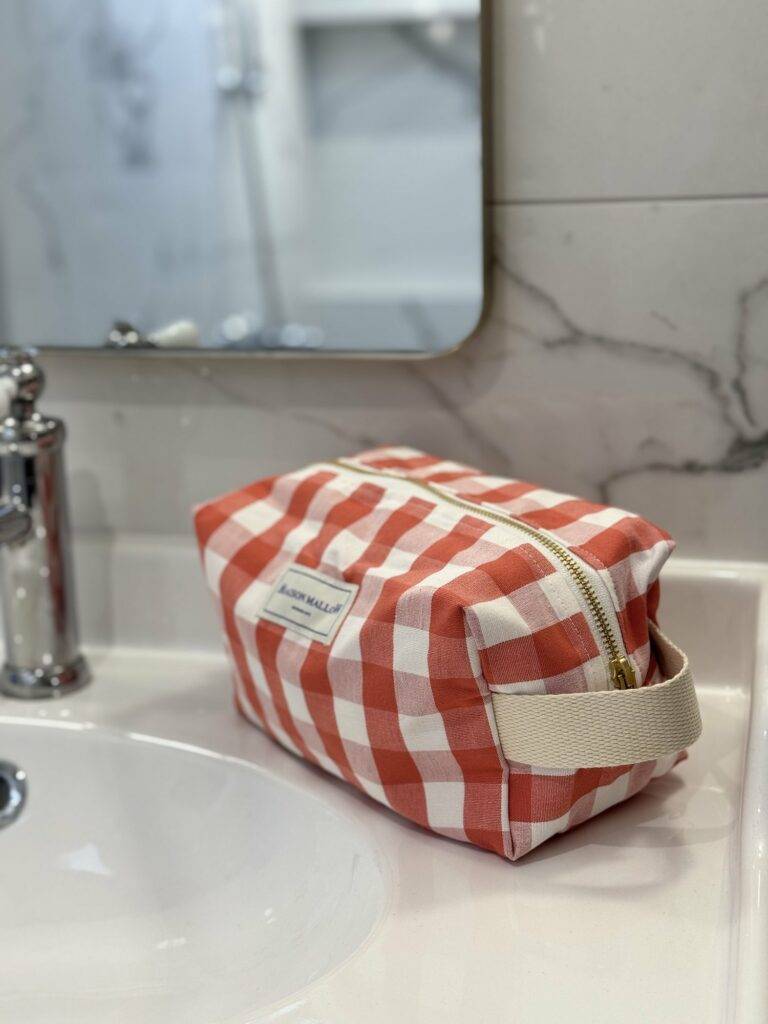 Maison Mallow - Trousse de Toilette à carreaux rouges