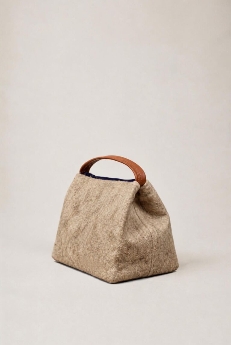 Le sac repas isotherme LUCO made in france face 4079914c 45ab 4256 bb36 2d138215f445 La Piece Paris Direct - Sac thermos chanvre