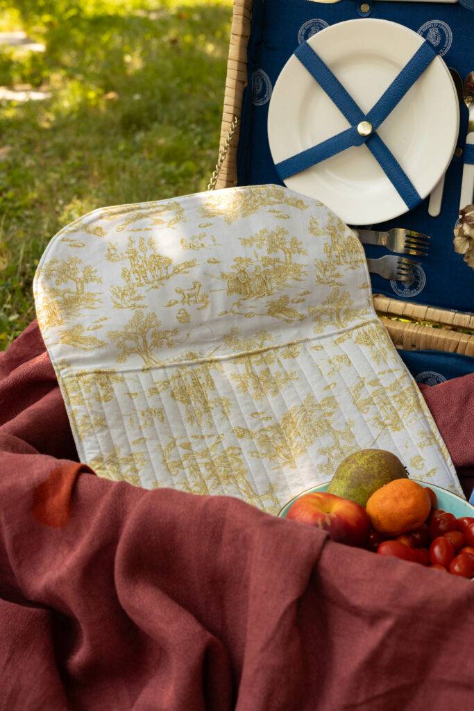 Maison Mallow - Pochette matelassée Toile de Jouy Jaune - Prototype