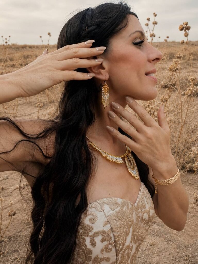 Valdyria - Mini Boucles d’Oreilles Mira Helia