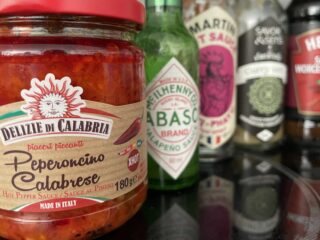 Fan de sauces piquantes, je vous aide à bien choisir !