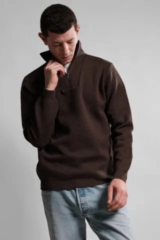 Pull Camionneur Youri – Marron par la marque Nitto Knitwear Nitto Knitwear - Pull Camionneur Youri – Marron