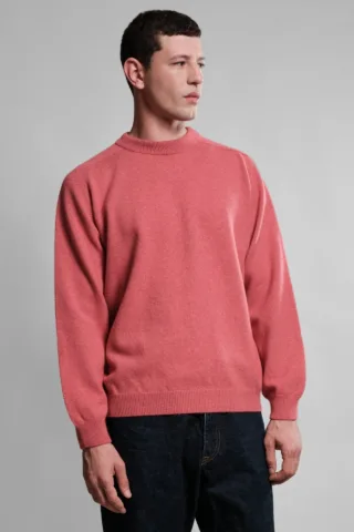 Pull Col Rond Armen – Rose Lipstick par la marque Nitto Knitwear Nitto Knitwear - Pull Col Rond Armen – Rose Lipstick
