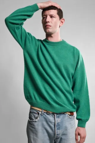Pull Col Rond Armen – Vert Chive par la marque Nitto Knitwear Nitto Knitwear - Pull Col Rond Armen – Vert Chive