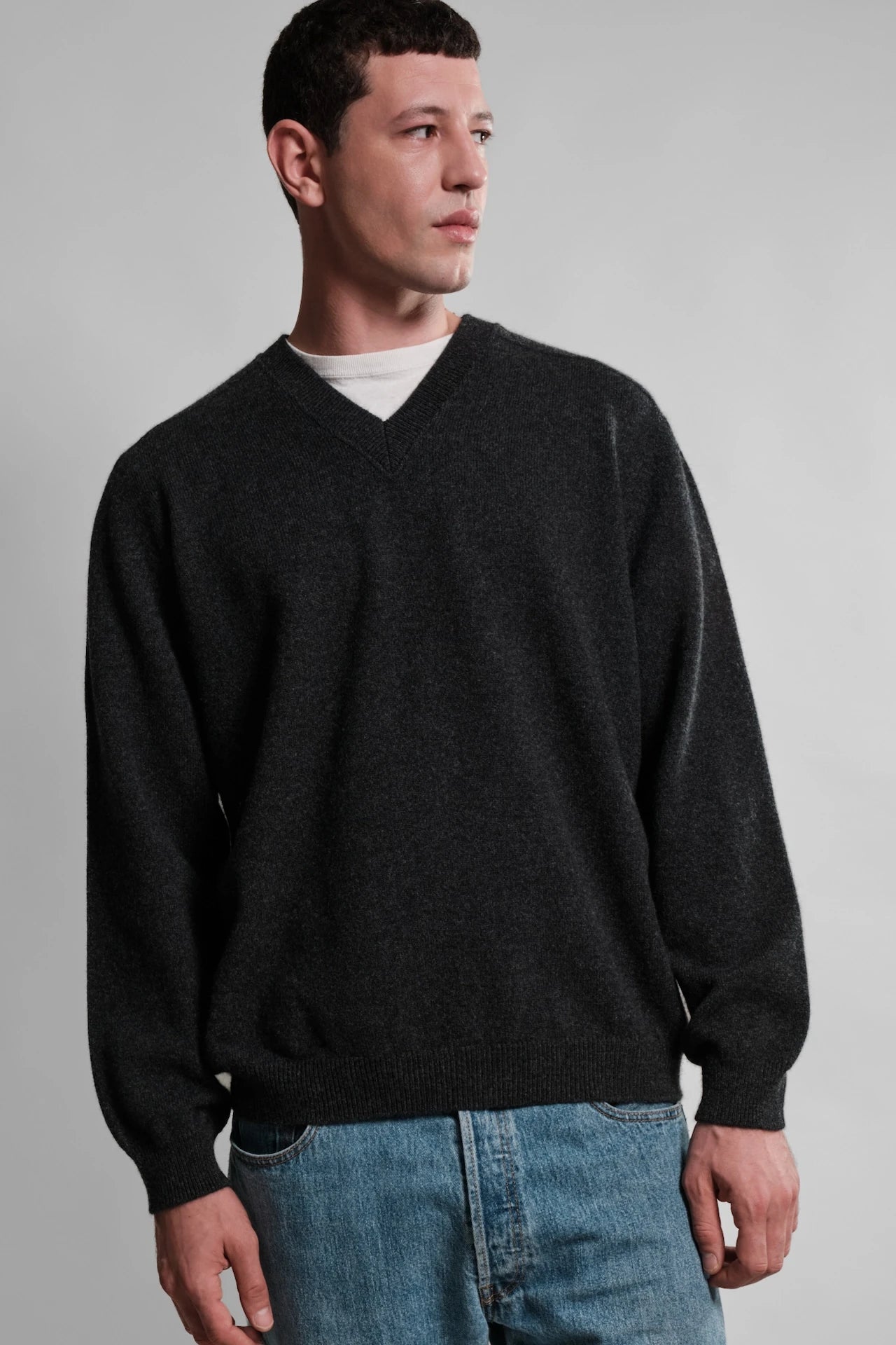 PULL COL V ARMEN CHARCOAL 1 Nitto Knitwear - Pull Col V Armen - Charcoal – XXL