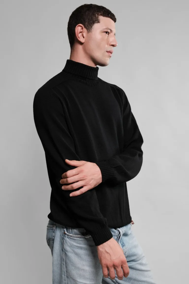 PULL LAINE MERINOS COL ROULE NOIR ARIS 2 Nitto Knitwear - Pull Col Roulé Aris - Noir – XL