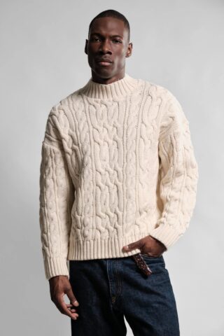 Pull Col Rond Ohannes – Écru par la marque Nitto Knitwear Nitto Knitwear - Pull Col Rond Ohannes – Écru