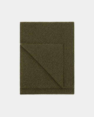 Écharpe Tsoliné – Army par la marque Tricots Jean Marc Tricots Jean Marc - Écharpe Tsoliné – Army