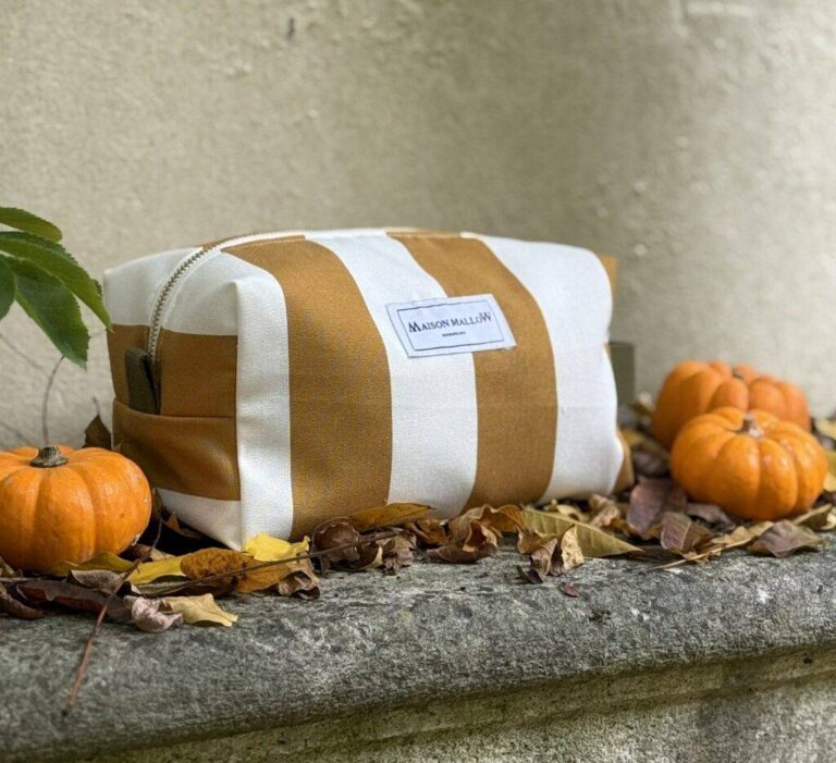 Maison Mallow - Trousse de toilette XXL à rayures jaune moutarde made in France