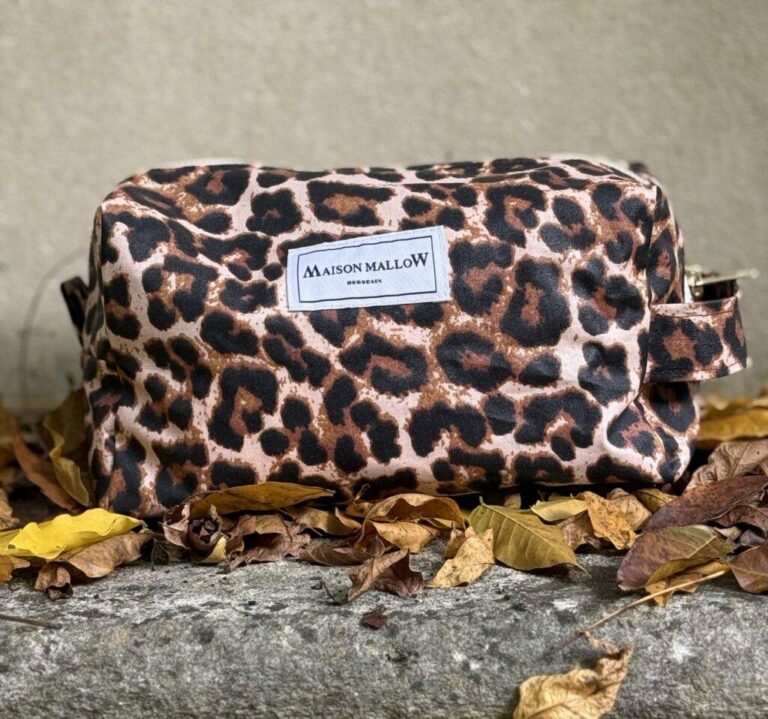 Maison Mallow - Trousse de toilette XXL léopard enduit