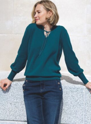 Pull femme laine mérinos et cachemire bleu de prusse par la marque MAISON SOLFIN MAISON SOLFIN - Pull femme laine mérinos et cachemire bleu de prusse