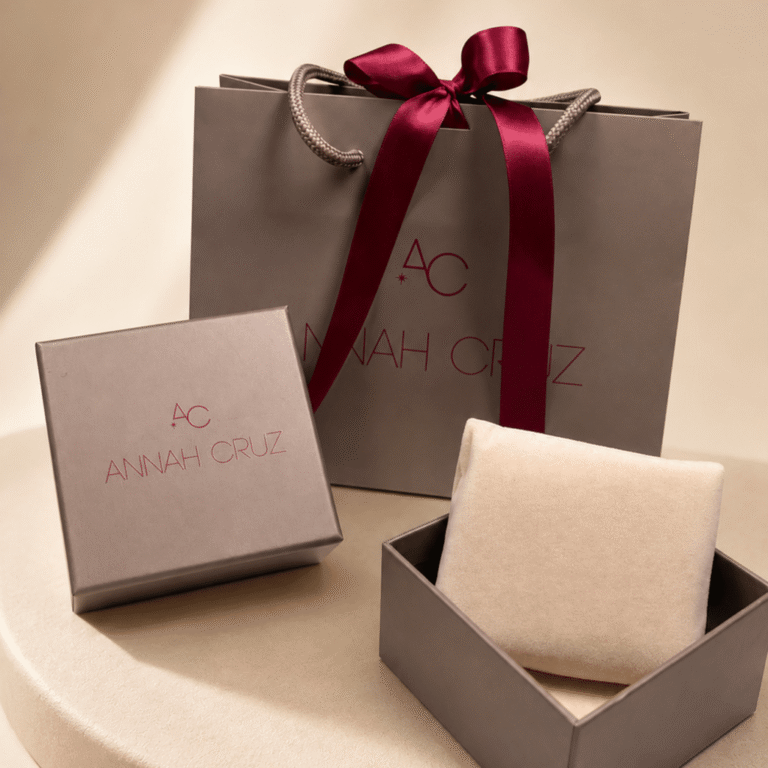 Annah Cruz Bijoux - Charm pompon mini cuir – rouge