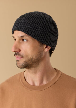 Bonnet Prapoutel Anthracite par la marque Montlimart Montlimart - Bonnet Prapoutel Anthracite