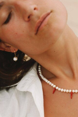 Boucles d’Oreilles Astrée – plaqué or et perles d’eau douce par la marque MAISON MALLOW MAISON MALLOW - Boucles d’Oreilles Astrée – plaqué or et perles d’eau douce