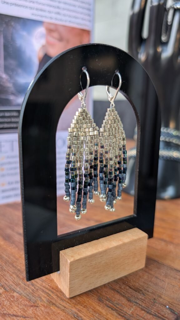 Valdyria - Mini Boucles d’Oreilles Artemesia Lunaris