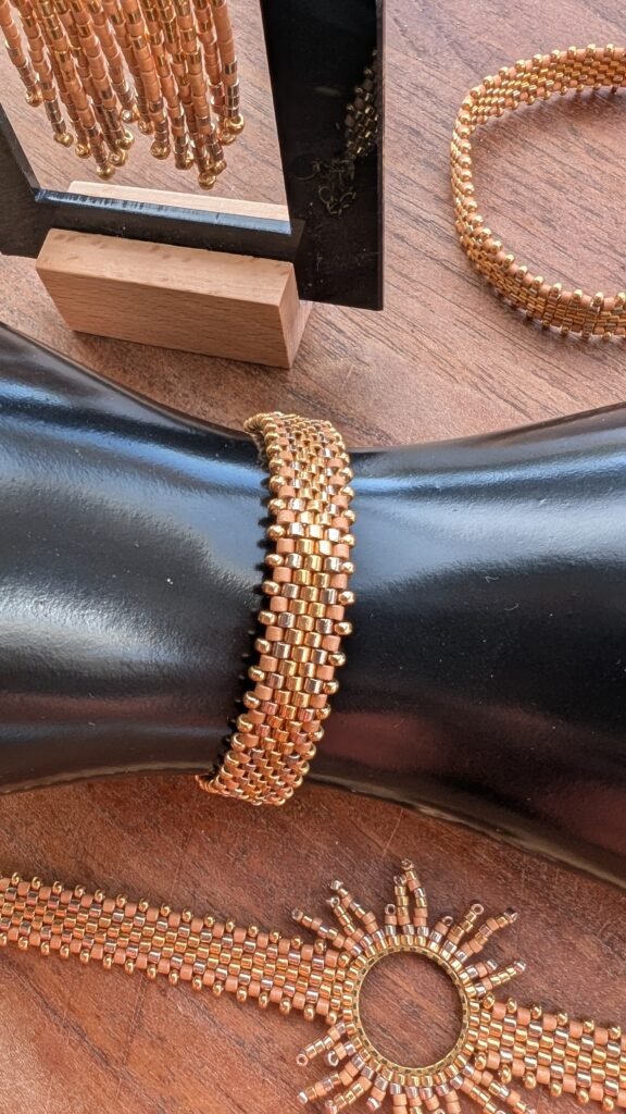 bracelet apollisia solaris 5 576x1024 1 Valdyria - Bracelet Apollisia Solaris